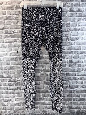 Lululemon Black & White Printed Active Leggings